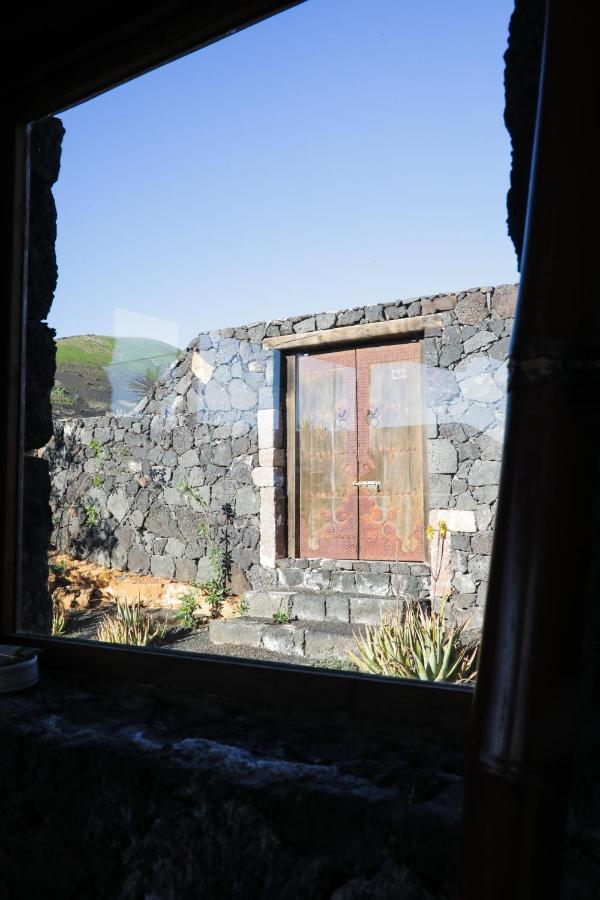 Вилла Casa La Geria (Adults Only) Ла-Асомада Экстерьер фото