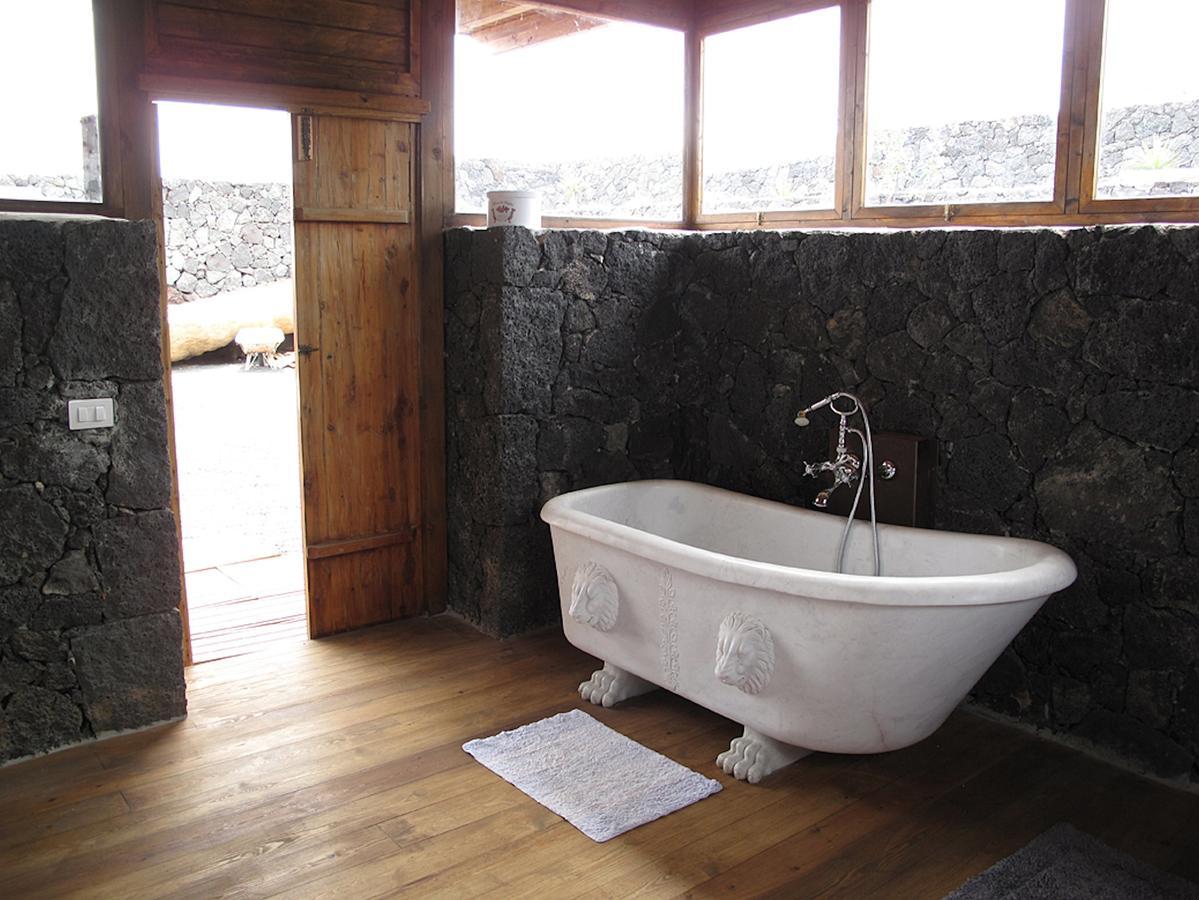 Вилла Casa La Geria (Adults Only) Ла-Асомада Экстерьер фото